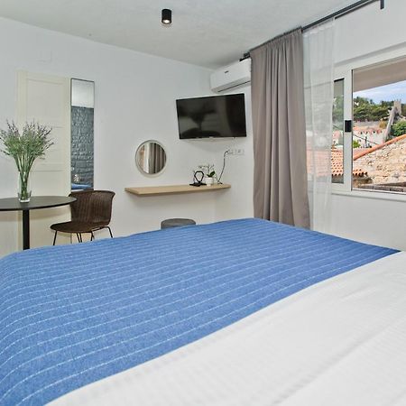 Apartment And Studios Happy Place Хвар Экстерьер фото
